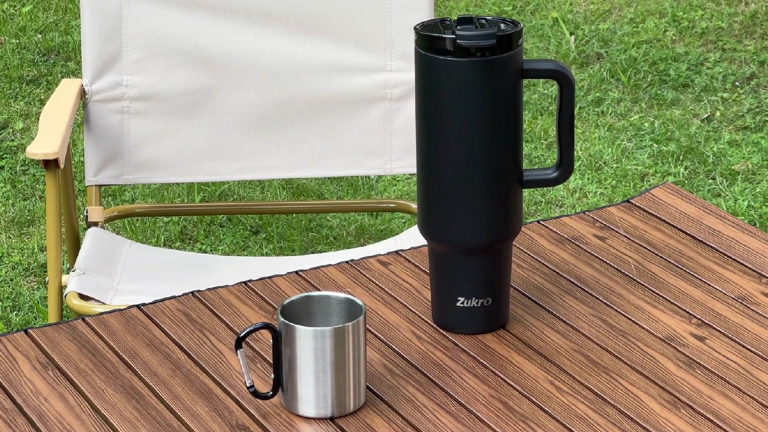 ZERO タッパー ブラック　XL Amazon.com: Zukro 50 oz Tumbler With Handle and Flip Straw, Leak